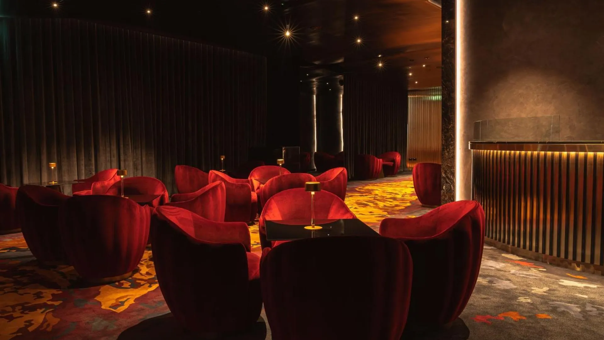 Resort W Dubai - The Palm Hotel