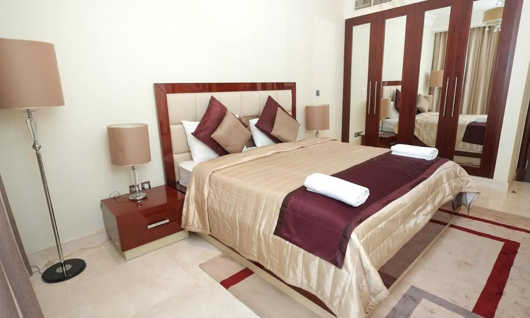 W Dubai - The Palm Hotel Resort